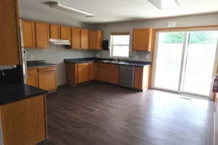 1806 E Lincoln Ave, Montevideo, MN 56265 - Photo 11