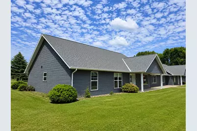 1806 E Lincoln Avenue, Montevideo, MN 56265 - Photo 1