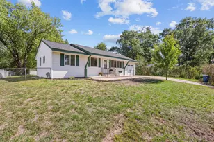 248 Galaxy Dr, Circle Pines, MN 55014 - Photo 3