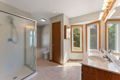 978 Winterberry Drive, Woodbury, MN 55125 - Photo 23