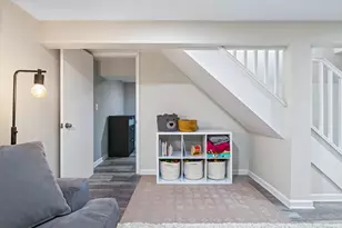 651 County Road B2 W, Roseville, MN 55113 - Photo 25