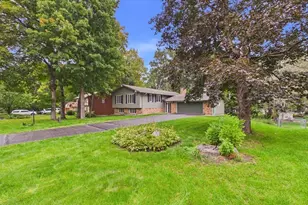2230 Urbandale Ln N, Plymouth, MN 55447 - Photo 3