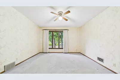 2230 Urbandale Lane N, Plymouth, MN 55447 - Photo 29