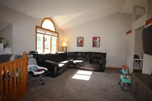 18896 Embers Ave, Farmington, MN 55024 - Photo 9
