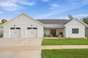 2417 34th St S, Saint Cloud, MN 56301 - Photo 1
