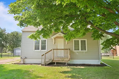 818 E Minnesota Street, Saint Joseph, MN 56374 - Photo 3