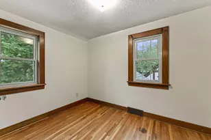 910 10th St NW, Austin, MN 55912 - Photo 23