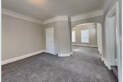 303 Curtice Street E, Saint Paul, MN 55107 - Photo 5