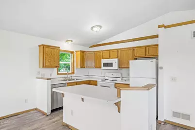 410 Camelia Drive, Clayton, WI 54004 - Photo 11