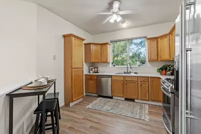 1932 Christensen Avenue, West Saint Paul, MN 55118 - Photo 11