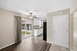 4409 Poplar Bridge Rd, Bloomington, MN 55437 - Photo 11