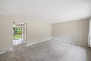 4409 Poplar Bridge Rd, Bloomington, MN 55437 - Photo 15