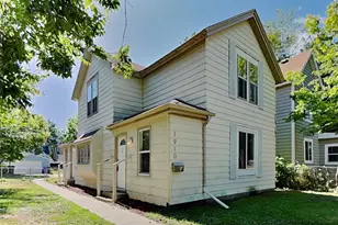 1910 Chelton Ave W, Saint Paul, MN 55104 - Photo 1