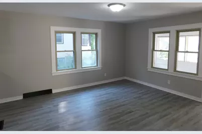 1885 Hawthorne Avenue E, Saint Paul, MN 55119 - Photo 21