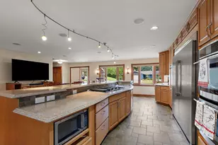 803 Sierra Ln NE, Rochester, MN 55906 - Photo 17