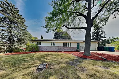 11811 65th Place N, Maple Grove, MN 55369 - Photo 1
