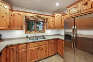 818 N Oak St, Royalton, MN 56373 - Photo 23