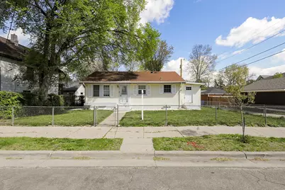 1814 4th Avenue N, Minneapolis, MN 55405 - Photo 1