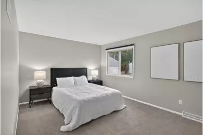 456 Dorland Court S, Maplewood, MN 55119 - Photo 9