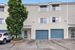456 Dorland Ct S, Maplewood, MN 55119 - Photo 15