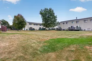 456 Dorland Ct S, Maplewood, MN 55119 - Photo 13