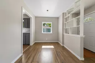 4242 Limestone Dr, Eagan, MN 55122 - Photo 9