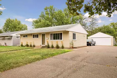 744 22nd Avenue N, South Saint Paul, MN 55075 - Photo 1