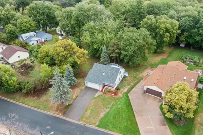 8008 Mount Curve Boulevard, Brooklyn Park, MN 55445 - Photo 3