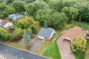 8008 Mt Curve Blvd, Brooklyn Park, MN 55445 - Photo 27