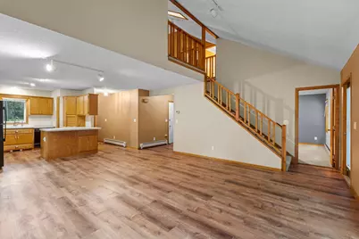 8008 Mount Curve Boulevard, Brooklyn Park, MN 55445 - Photo 15