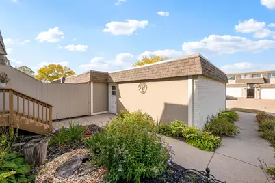 10461 Dupont Road S, Bloomington, MN 55431 - Photo 33