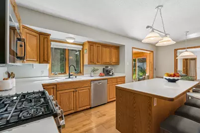 5027 Forest Glen Court, Savage, MN 55378 - Photo 11