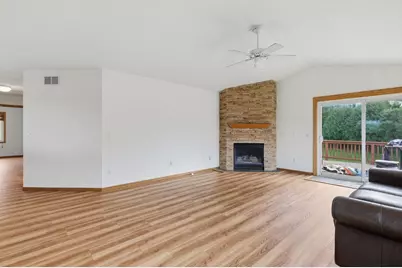 17373 Glencoe Avenue, Lakeville, MN 55044 - Photo 5