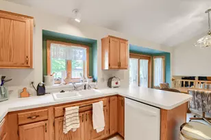4670 Manor Dr, Eagan, MN 55123 - Photo 7