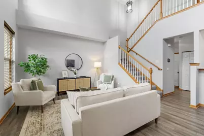 713 Cobblestone Way, Shakopee, MN 55379 - Photo 5