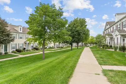 713 Cobblestone Way, Shakopee, MN 55379 - Photo 3