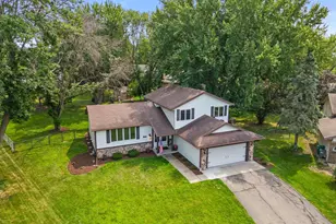 8233 Nevada Cir, Bloomington, MN 55438 - Photo 23