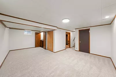 8233 Nevada Circle, Bloomington, MN 55438 - Photo 19