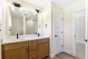 621 Kraewood Dr, Northfield, MN 55057 - Photo 33