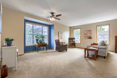 621 Village Parkway, Circle Pines, MN 55014 - Photo 5