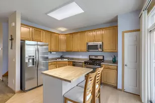 621 Village Pkwy, Circle Pines, MN 55014 - Photo 3