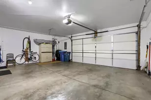 621 Village Pkwy, Circle Pines, MN 55014 - Photo 23