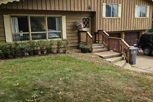 17705 2nd Ave N, Plymouth, MN 55447 - Photo 1