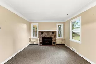 6728 W River Rd, Brooklyn Center, MN 55430 - Photo 5