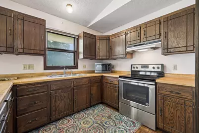 6521 Kurtz Lane, Eden Prairie, MN 55346 - Photo 21