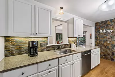 4000 Abbott Avenue S, Minneapolis, MN 55410 - Photo 7