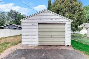 4718 Dupont Ave N, Minneapolis, MN 55430 - Photo 17
