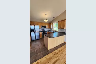 2136 Ashland Drive NW, Rochester, MN 55901 - Photo 7