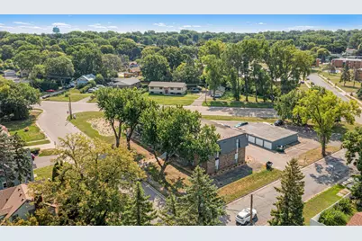 2210 Eldridge Ave E #203, North Saint Paul, MN 55109 - Photo 19