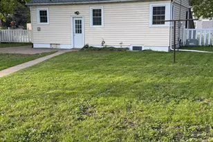 1600 37th Ave NE, Minneapolis, MN 55421 - Photo 3